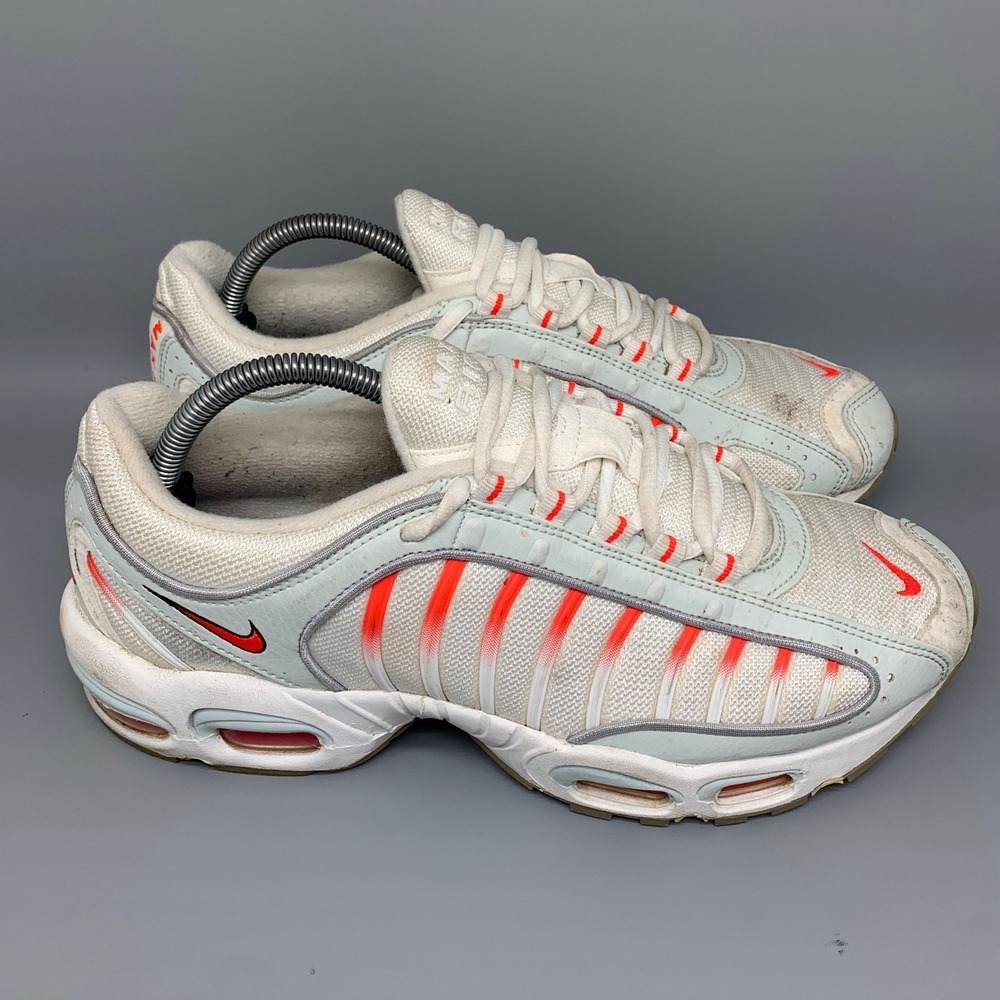 Nike Air Max Tailwind IV White Orange Running Shoes AQ2567-400 Men's Sz 9.5